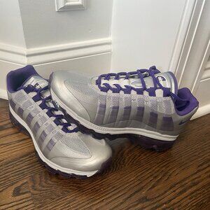 Nike AirMax Womens Athletics Shoes - Size 9